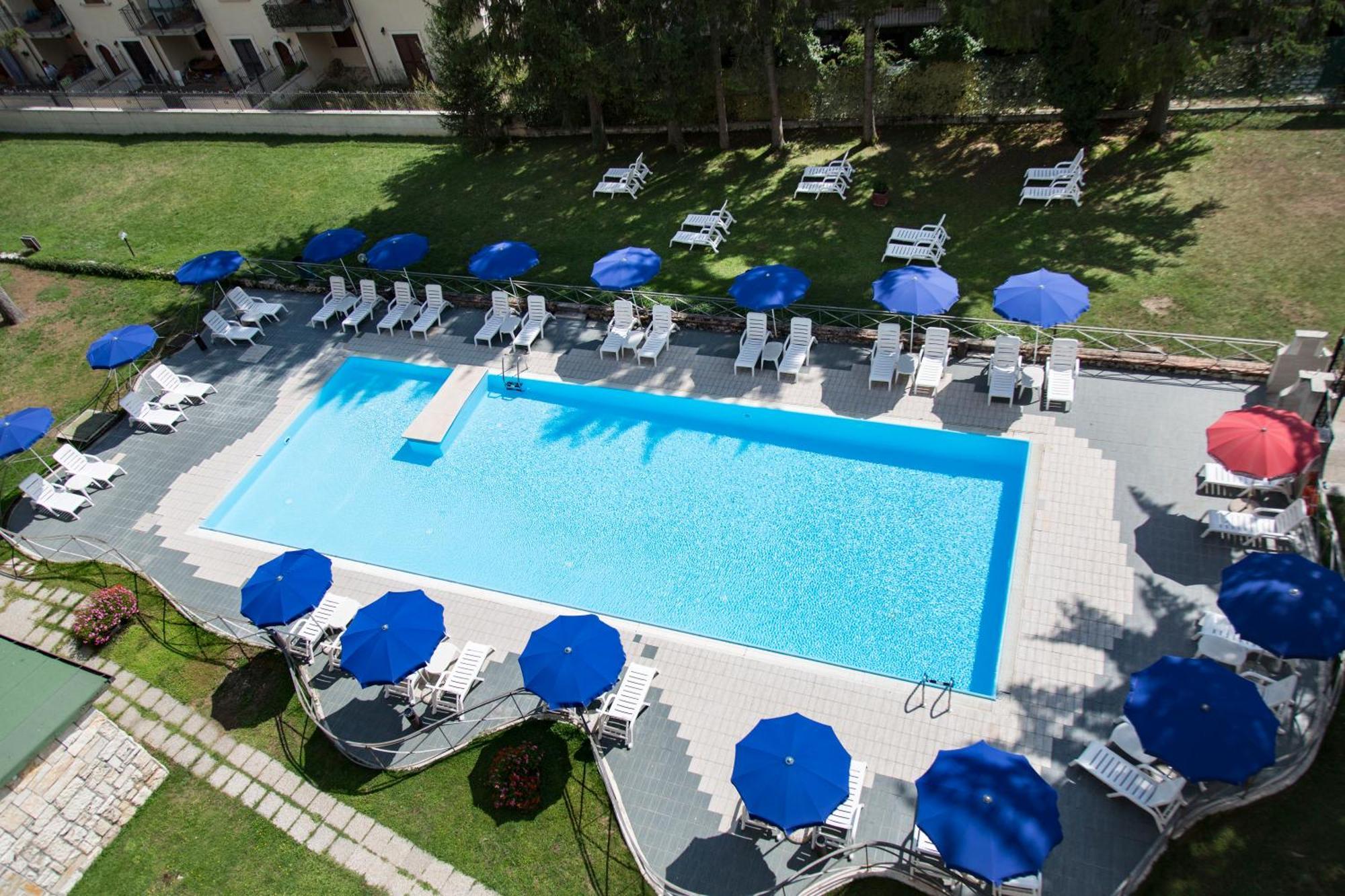 Grand Hotel Del Parco Pescasseroli Exterior photo