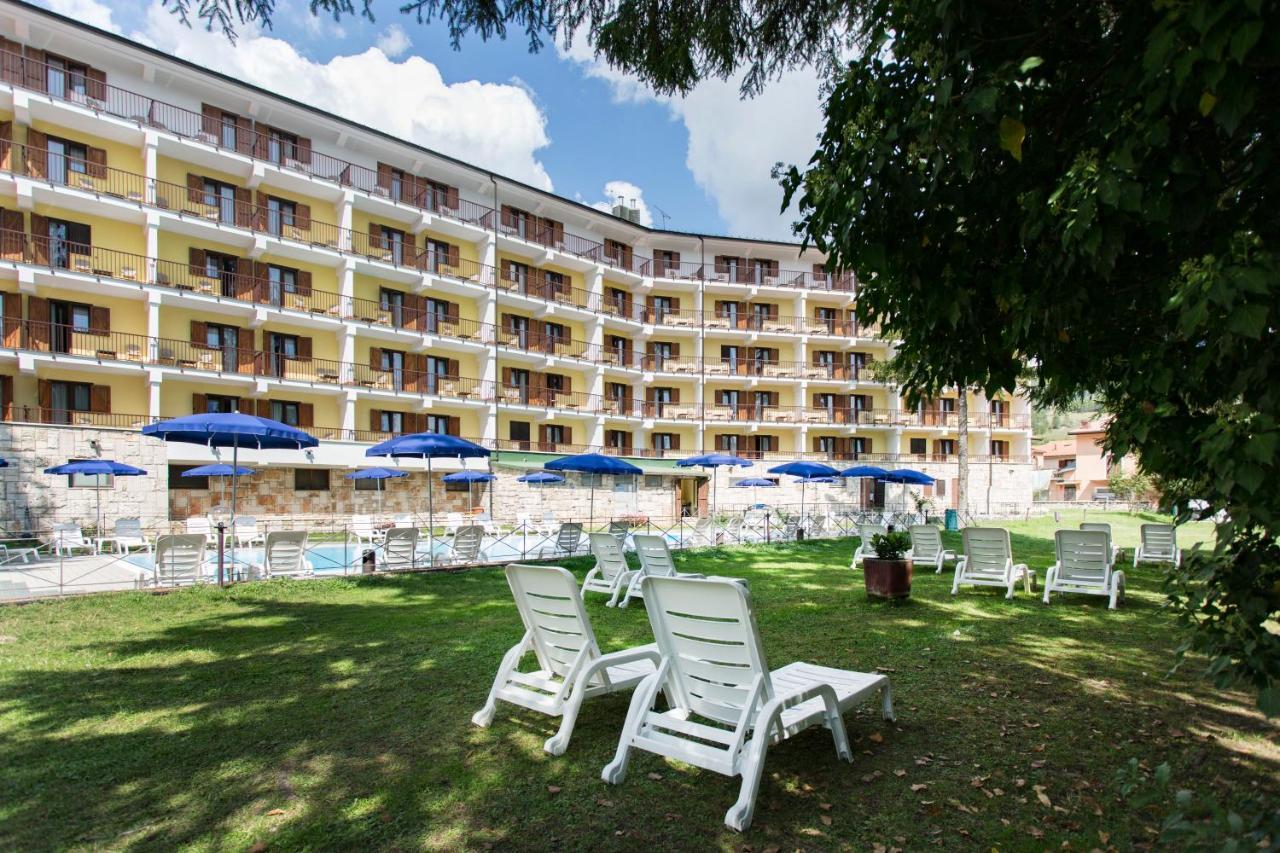 Grand Hotel Del Parco Pescasseroli Exterior photo