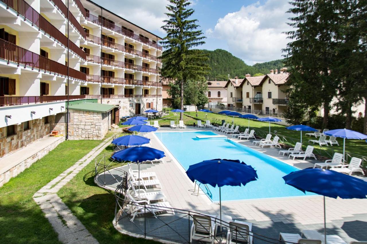 Grand Hotel Del Parco Pescasseroli Exterior photo