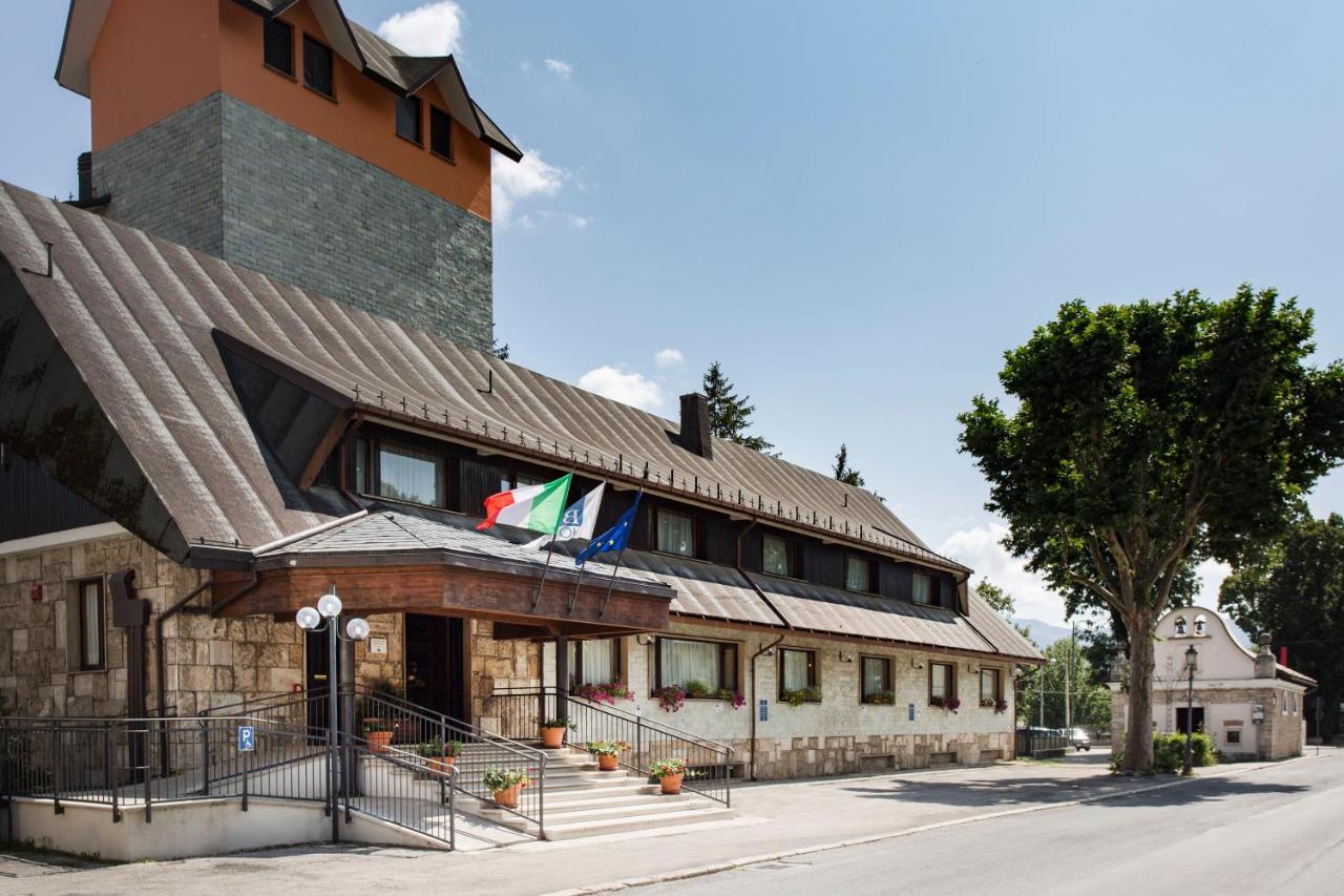 Grand Hotel Del Parco Pescasseroli Exterior photo